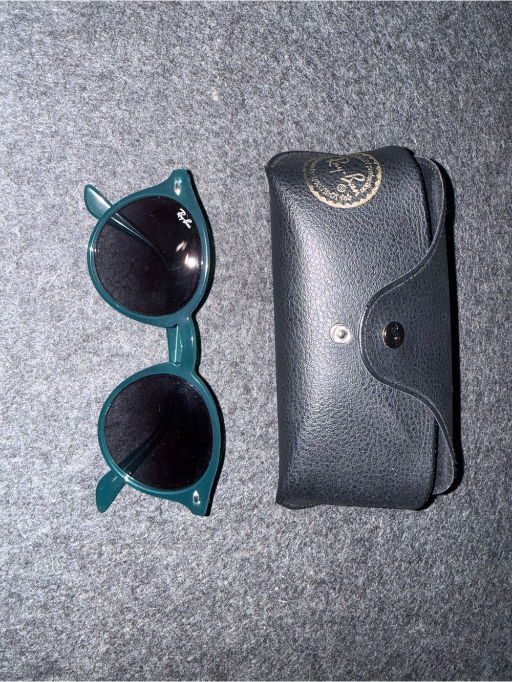 Ray-Ban Green/Black Sunglasses - RB2180